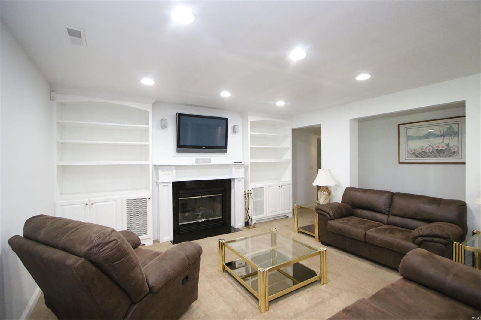 5549 Seminary Road Alton, IL 62002 - Photo 47 of 56