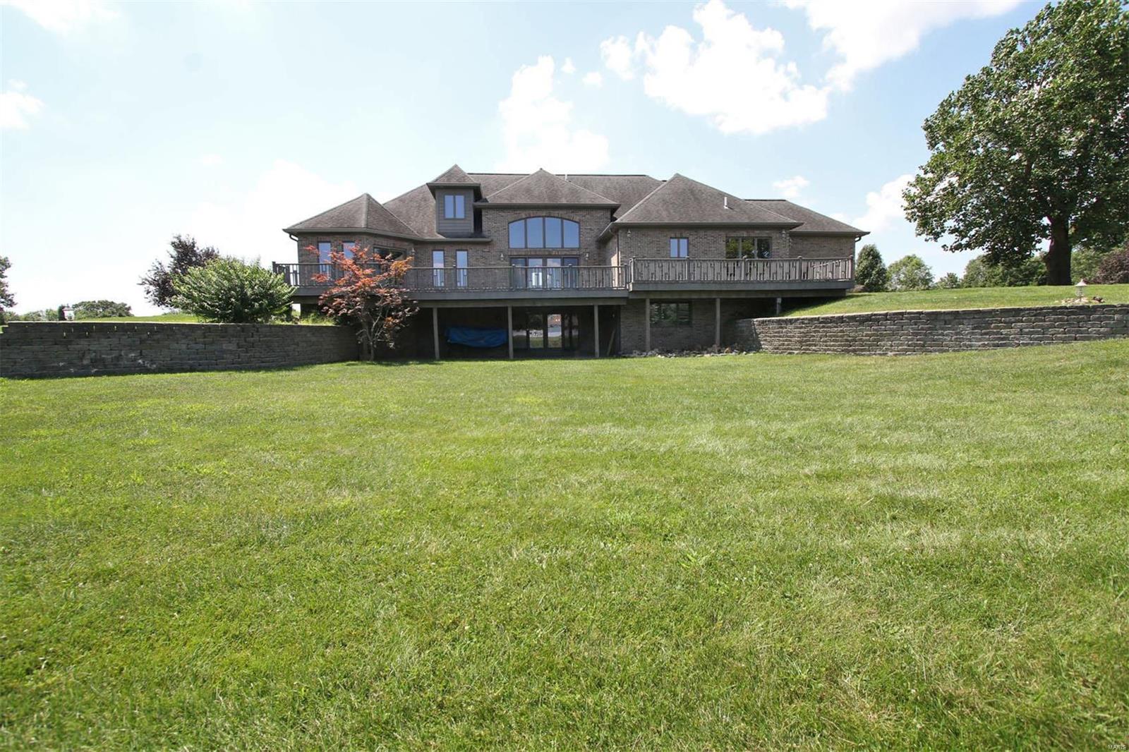 5549 Seminary Road Alton, IL 62002 - Photo 10 of 56