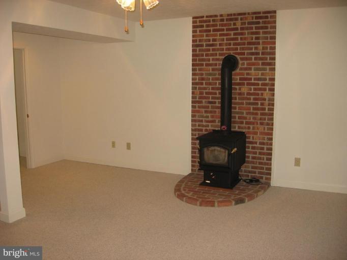 536 Tacketts Mill Road Stafford, VA 22556 - Photo 14 of 16 Family Room