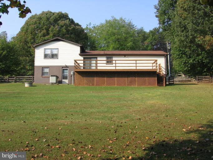 536 Tacketts Mill Road Stafford, VA 22556 - Photo 8 of 16 Exterior (Rear)