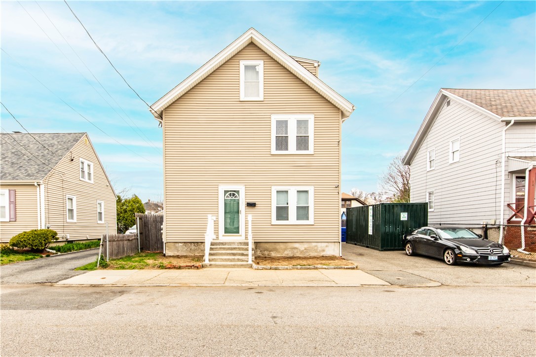 123 Francis Avenue Pawtucket, RI 02860 - Photo 1 of 48