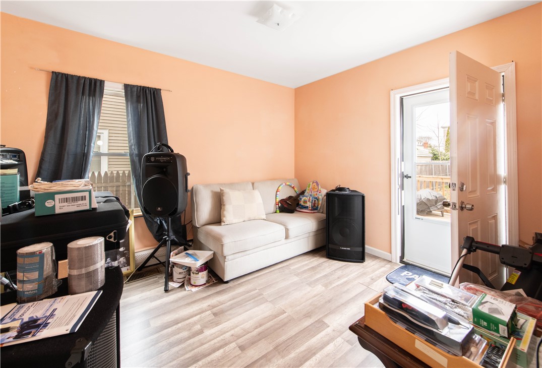 123 Francis Avenue Pawtucket, RI 02860 - Photo 12 of 48