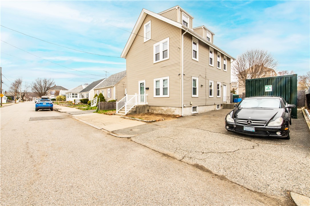 123 Francis Avenue Pawtucket, RI 02860 - Photo 2 of 48
