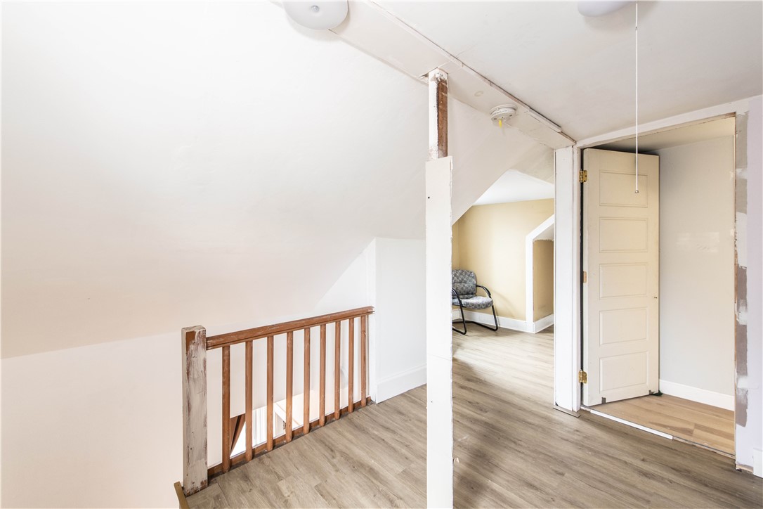 123 Francis Avenue Pawtucket, RI 02860 - Photo 31 of 48