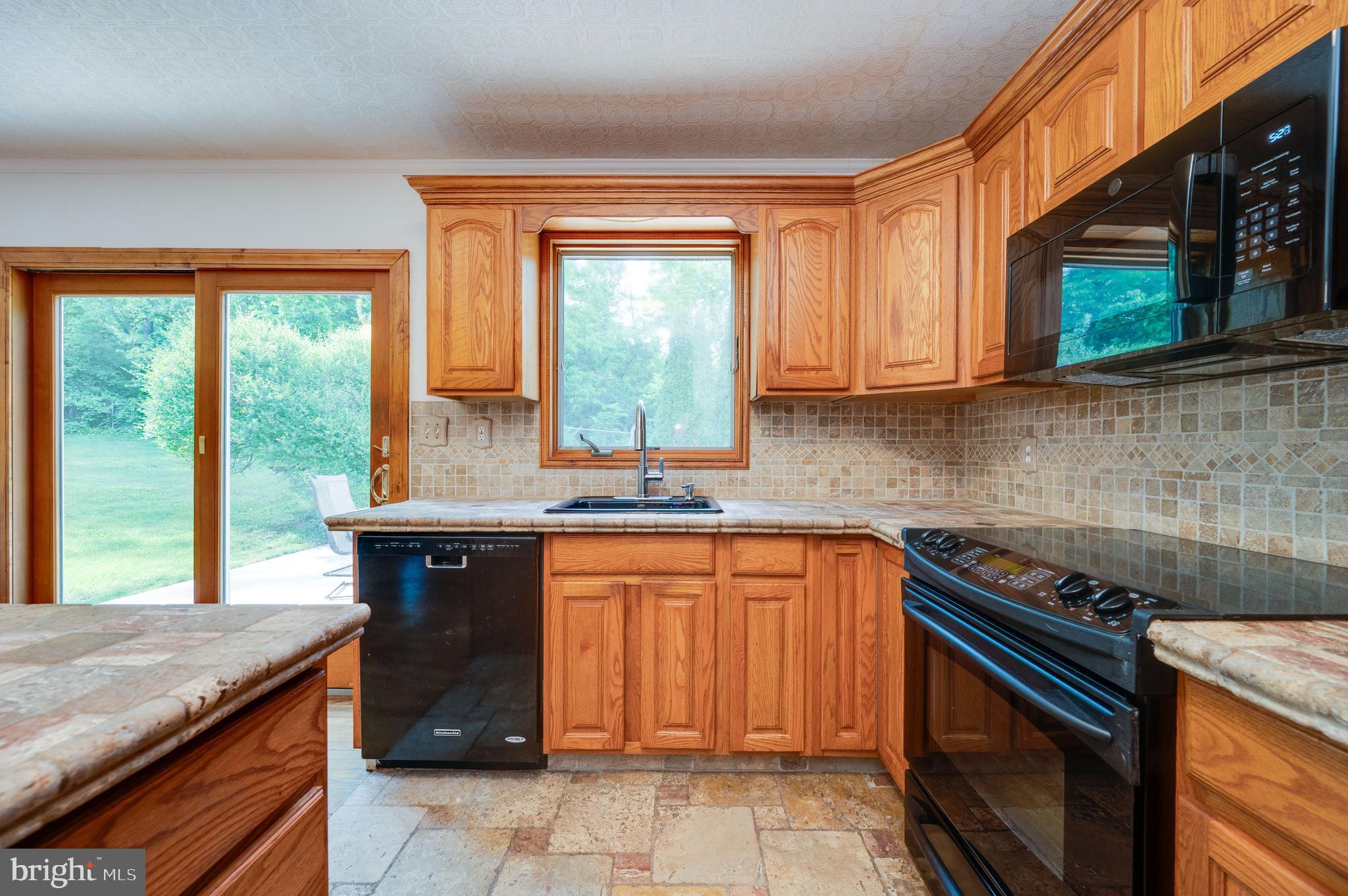669 Summer Mountain Road Bernville, PA 19506 - Photo 37 of 48 Kitchen