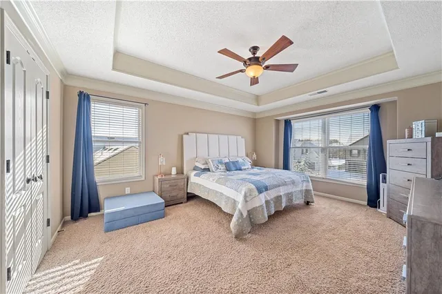 $475,000 | 9711 North Donnelly Avenue, Kansas City, MO 64157