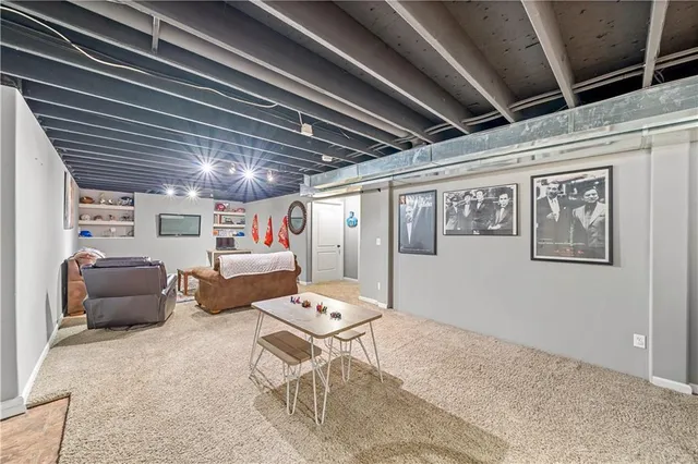 $475,000 | 9711 North Donnelly Avenue, Kansas City, MO 64157