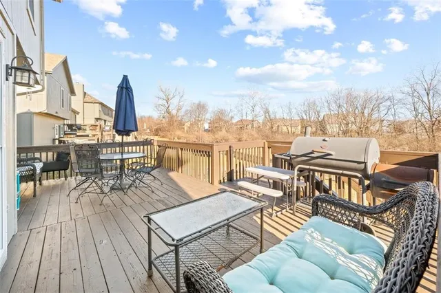 $475,000 | 9711 North Donnelly Avenue, Kansas City, MO 64157