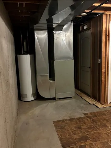 $475,000 | 9711 North Donnelly Avenue, Kansas City, MO 64157