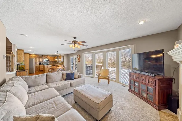 $475,000 | 9711 North Donnelly Avenue, Kansas City, MO 64157