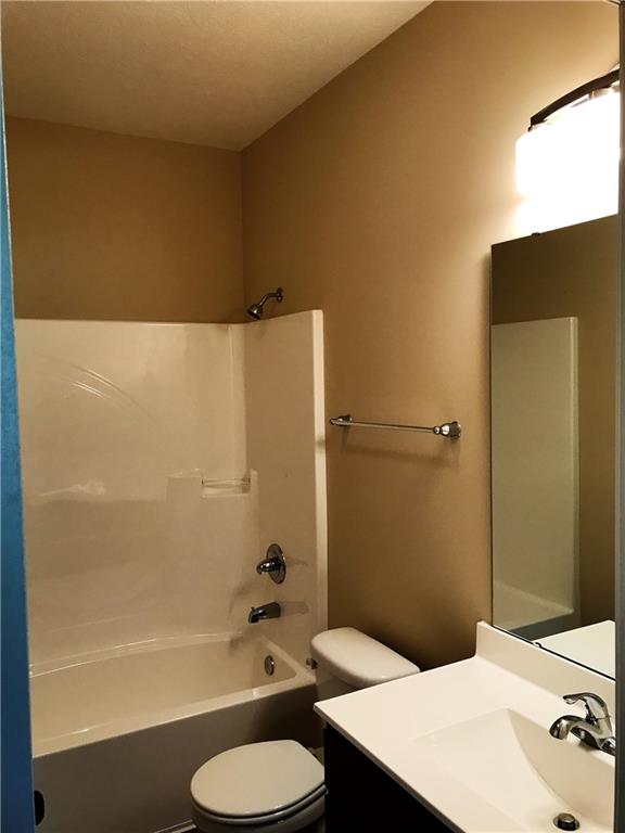 118 Gale Road Danville, IN 46122 - Photo 5 of 8 Gallery Image 5