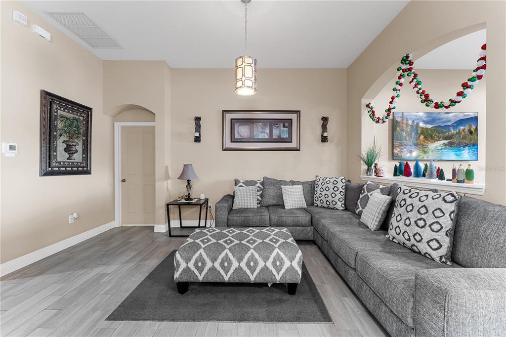 6729 Boulder Run Loop Wesley Chapel, FL 33545 - Photo 9 of 21