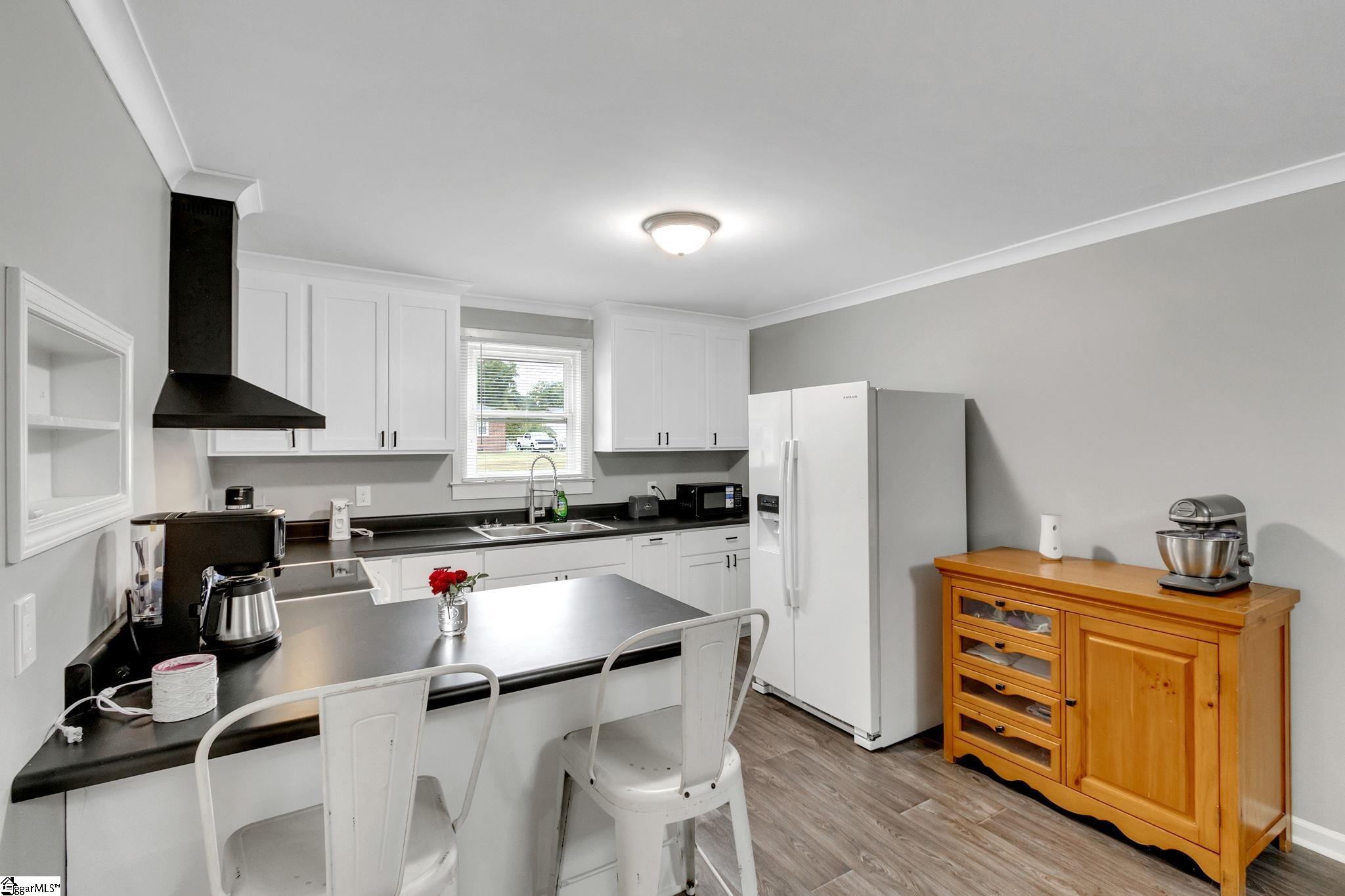 8 Poplar Street Honea Path, SC 29654 - Photo 8 of 31 Gallery Image 8
