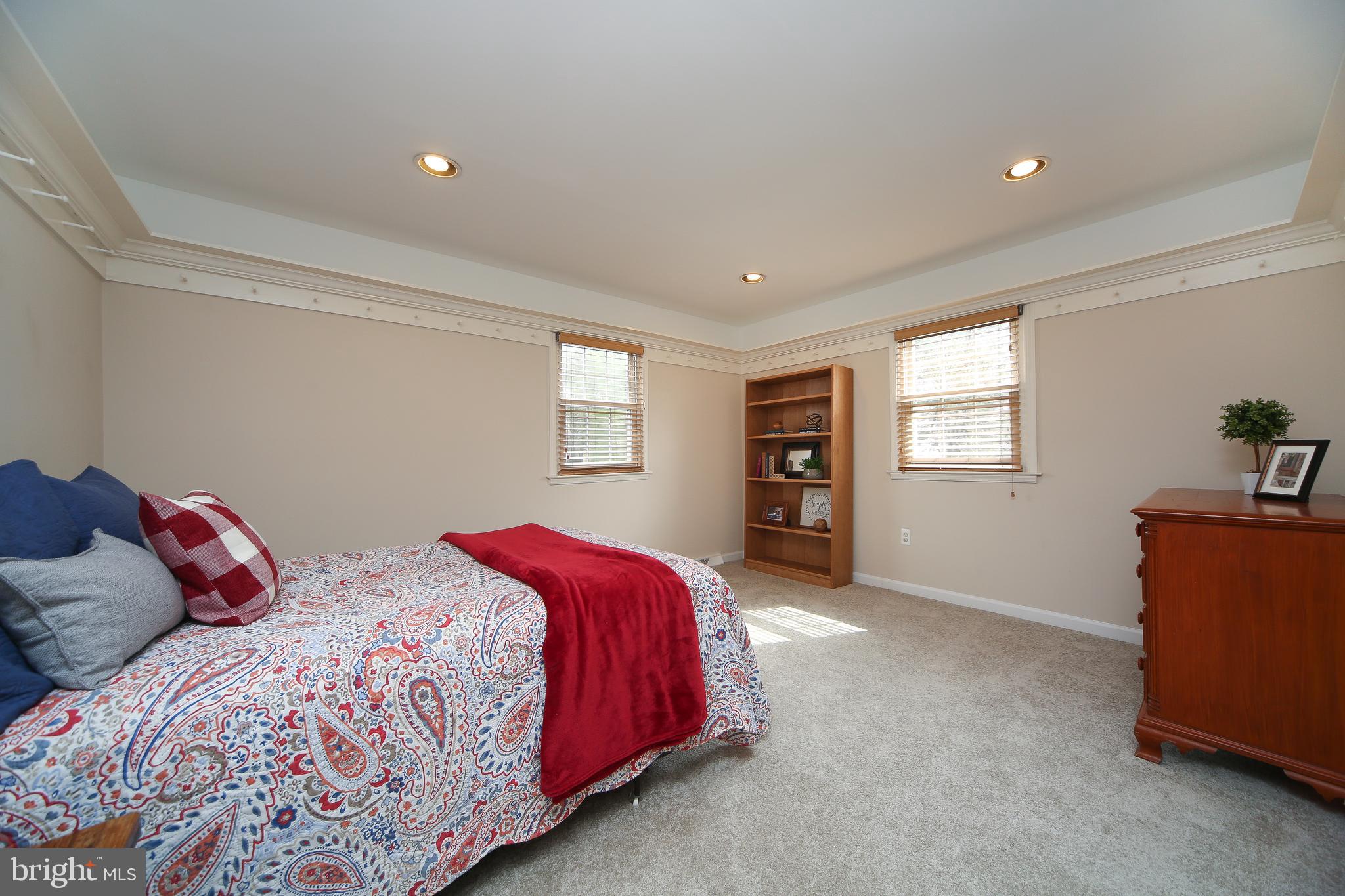 5345 Ivystream Road Hatboro, PA 19040 - Photo 22 of 30 Bedroom 4 with crown molding