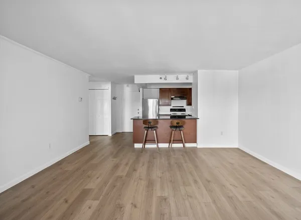 $2,100 | 1025 Hancock Street, Unit 6G, Quincy, MA 02169