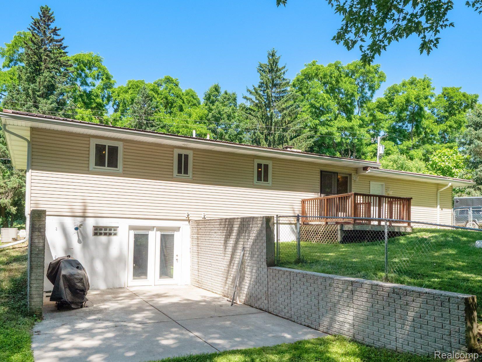 5480 Groveland Road Holly, MI 48442 - Photo 13 of 34 Gallery Image 13