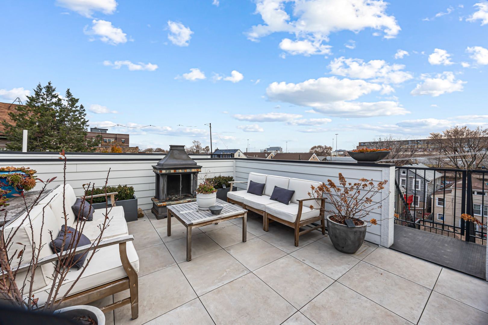 1738 West 17th Street, Unit 3 Chicago, IL 60608 - Photo 4 of 28 a view of a terrace with furniture and stove