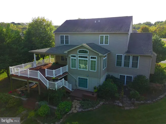 $449,900 | 1736 Carrera Drive, Chambersburg, PA 17202