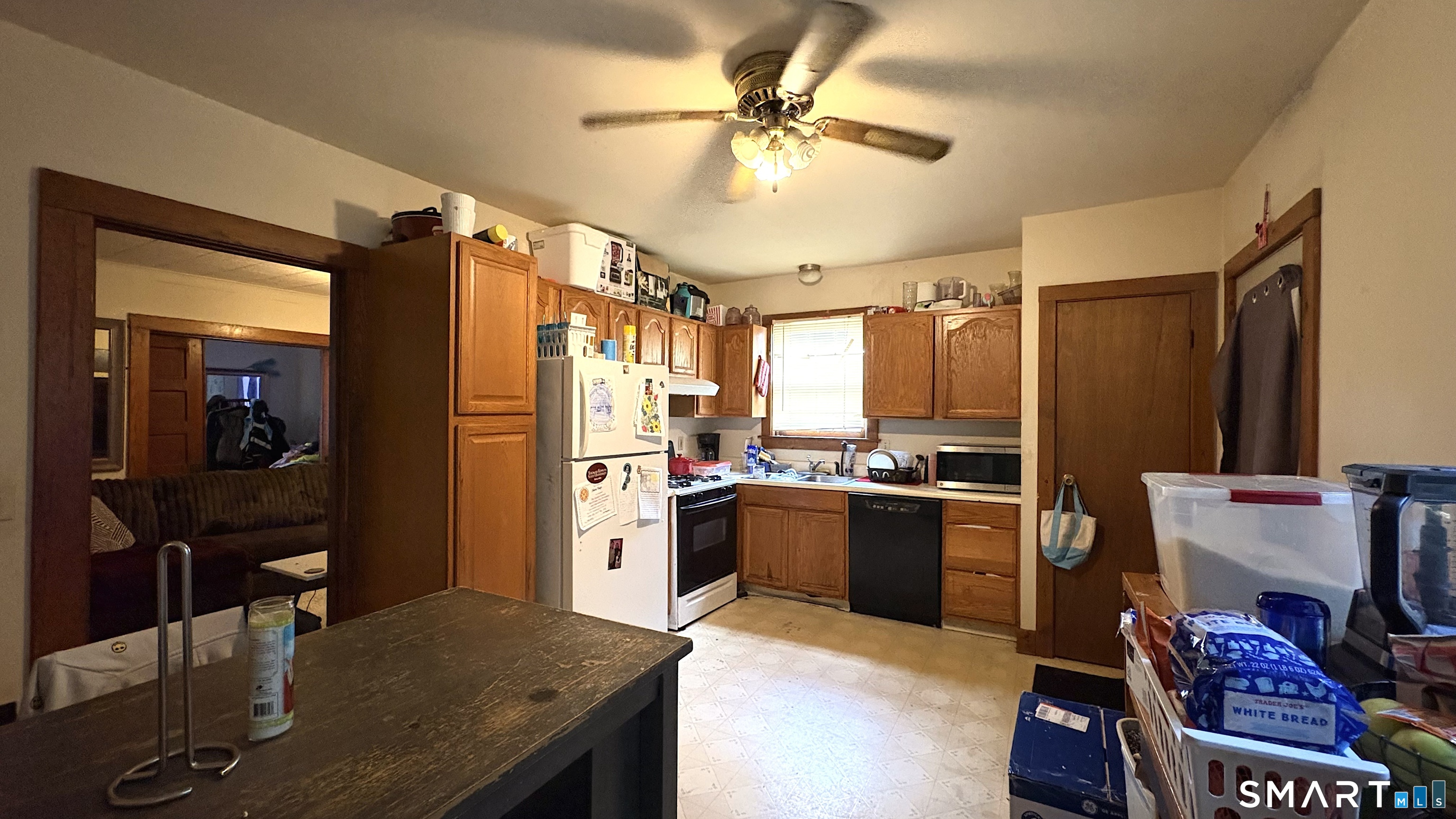 6 Lafayette Street Enfield, CT 06082 - Photo 25 of 39