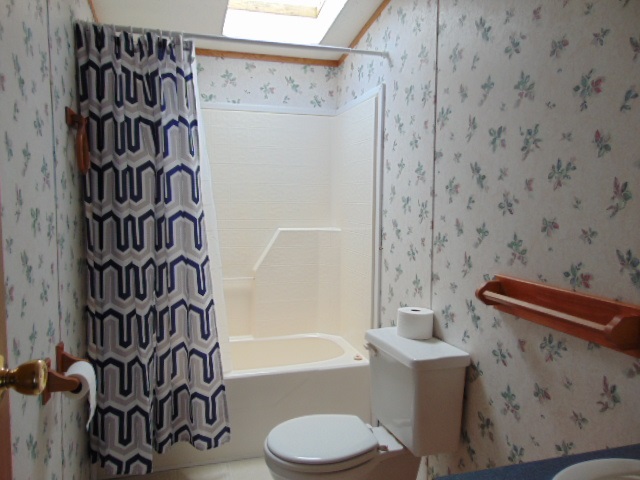 11638 West Madison Road Riverdale, MI 48877 - Photo 15 of 21 1874257-14.JPG