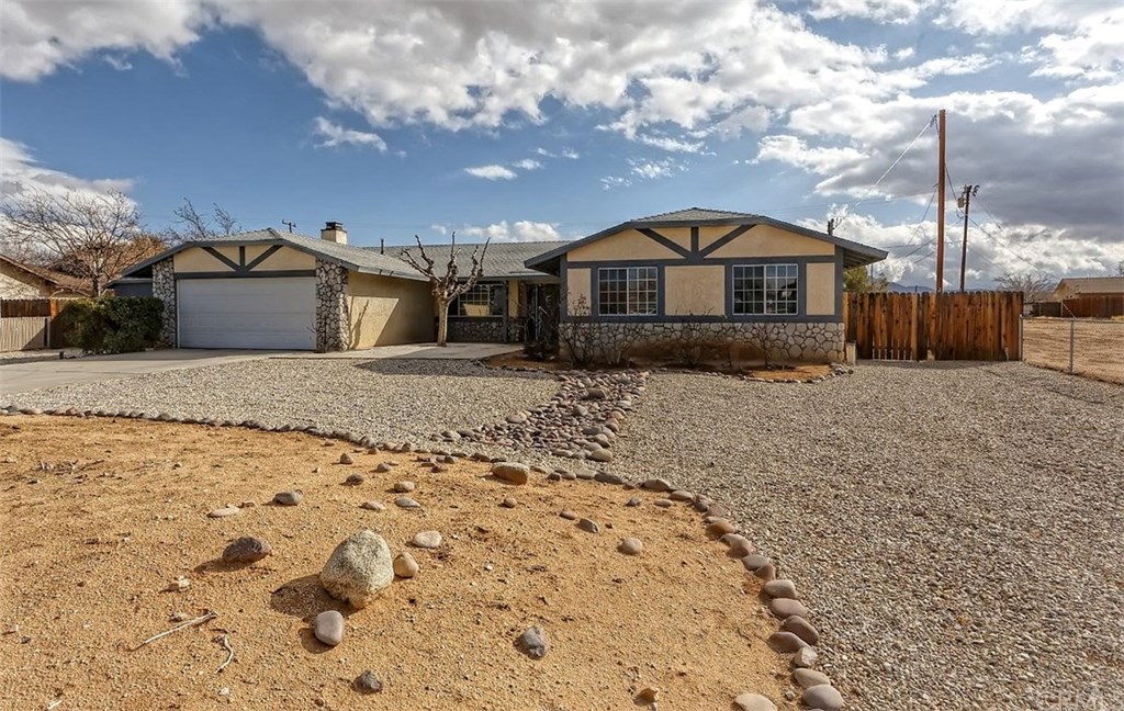 11829 Puye Road Apple Valley, CA 92308 - Photo 1 of 1 Gallery Image 1