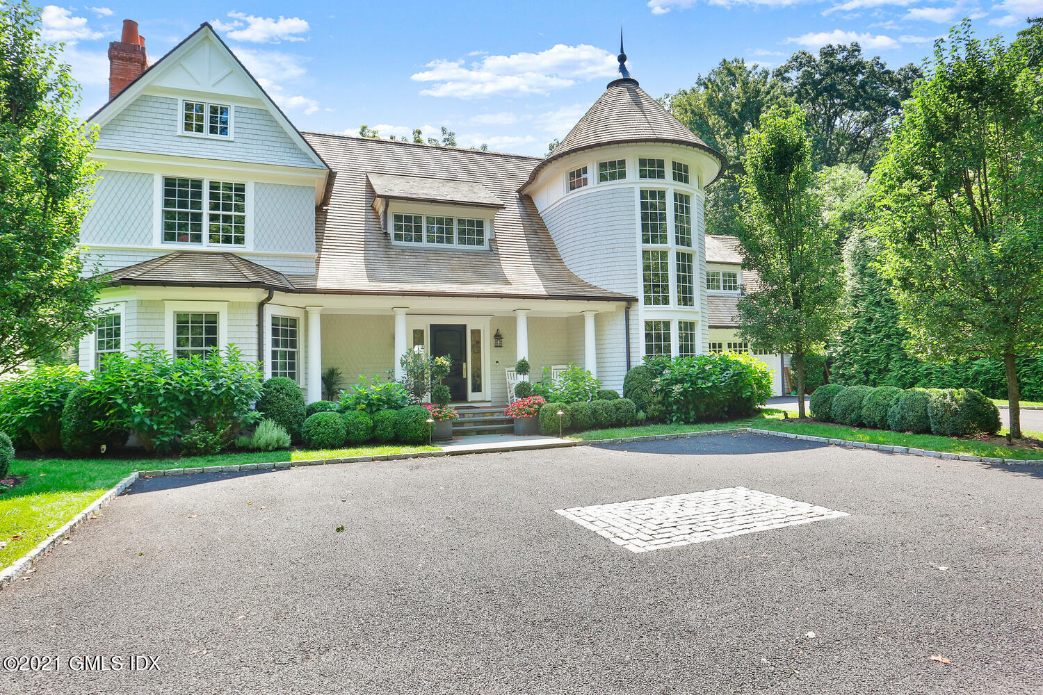 68 Meadow Road Riverside, CT 06878 - Photo 2 of 37 68 Meadow Rd Riverside CT-large-062-062-