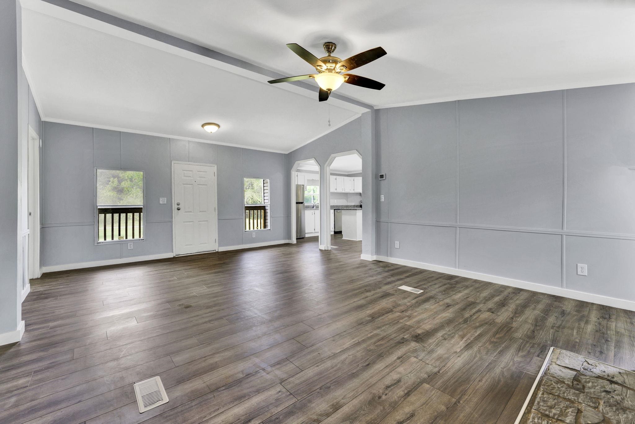 371 Buncombe Road Enoree, SC 29335 - Photo 8 of 27