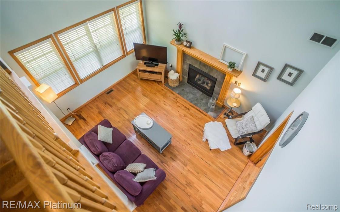 4501 Bentley Lake Road Howell, MI 48843 - Photo 14 of 40 14.jpg