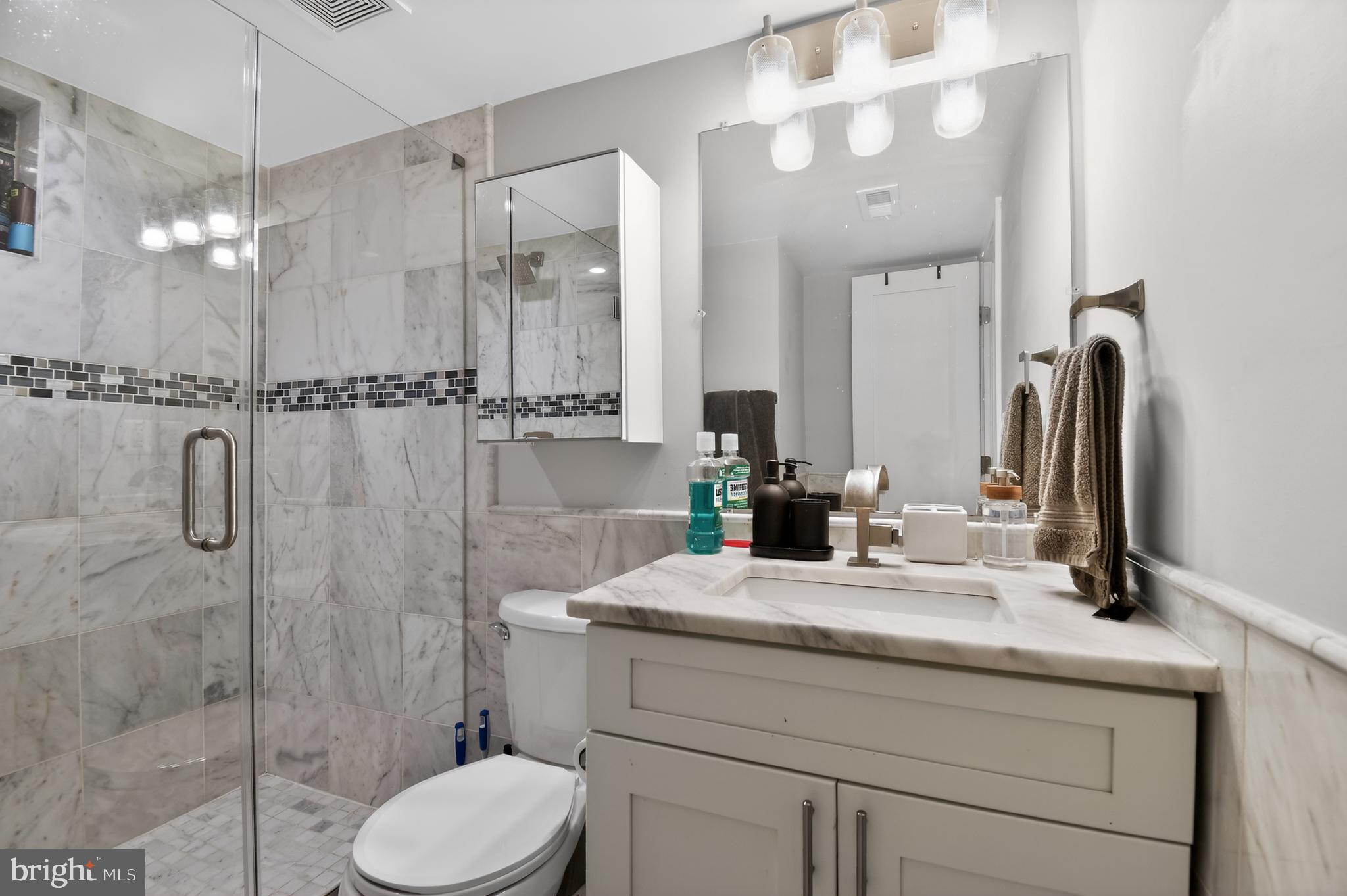 847 20th Street Northeast Washington, DC 20002 - Photo 17 of 26
