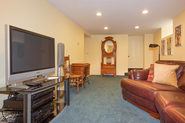 18 Kenwin Road Winchester, MA 01890 - Photo 26 of 30 Gallery Image 26