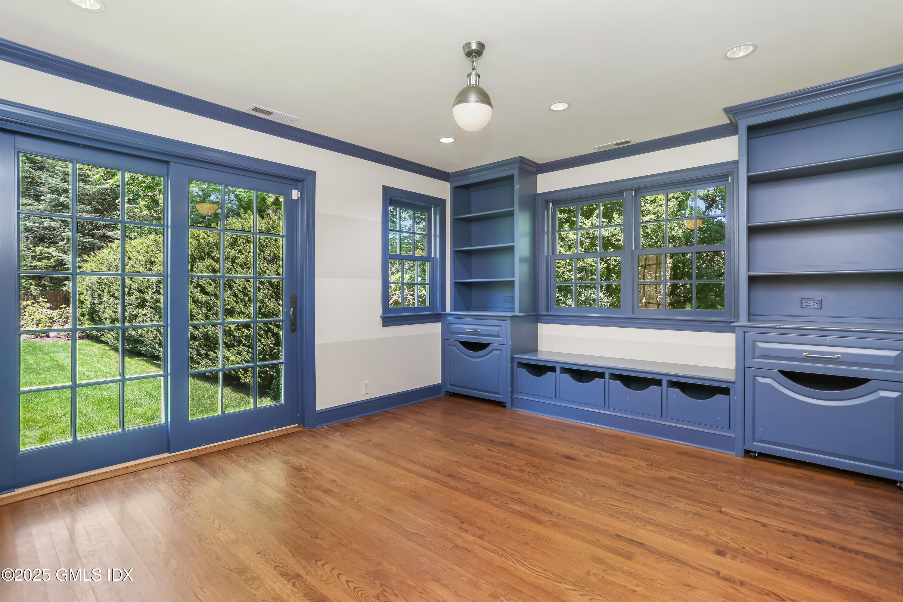 47 Winthrop Drive Riverside, CT 06878 - Photo 20 of 32 Playroom