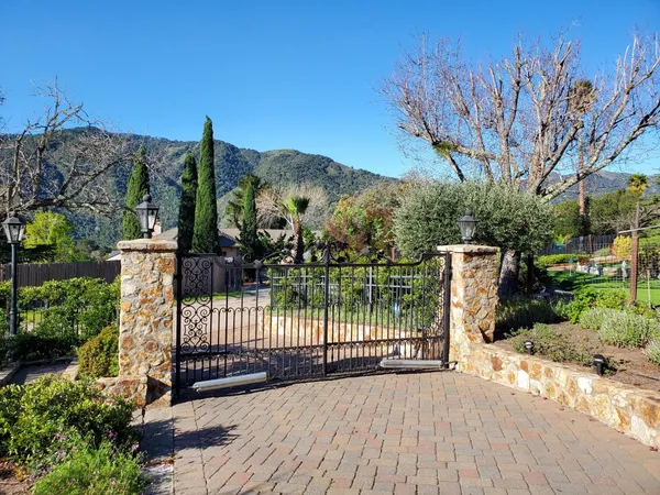 $1,995,000 | 9 Story Road, Carmel Valley, CA 93924