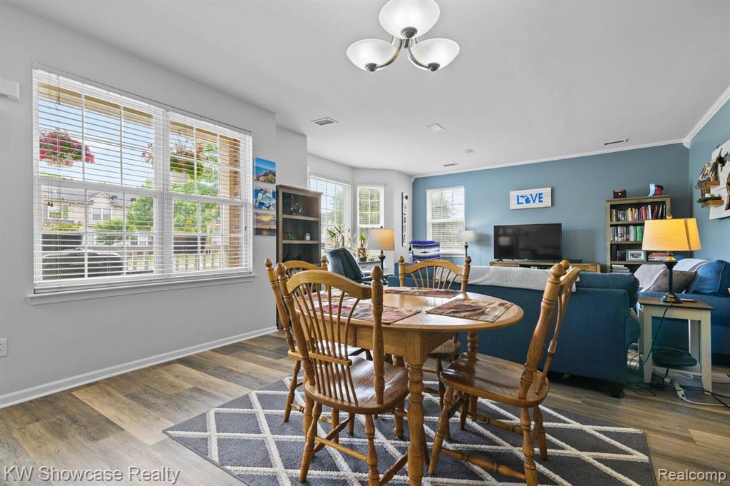 4301 Hampton Ridge Boulevard Howell, MI 48843 - Photo 7 of 25