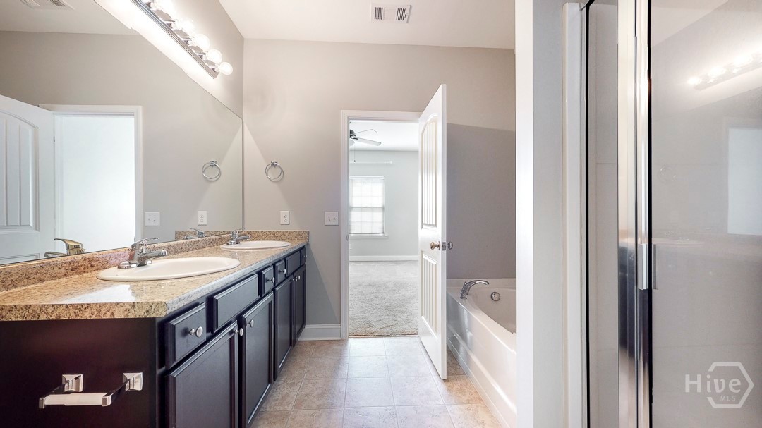 302 Gov Gwinnett Way Pooler, GA 31322 - Photo 15 of 37