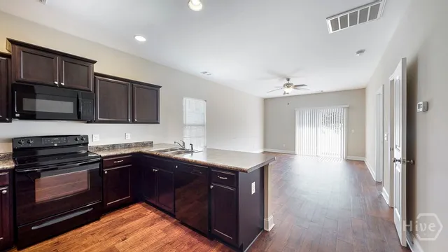 $266,000 | 302 Gov Gwinnett Way, Pooler, GA 31322