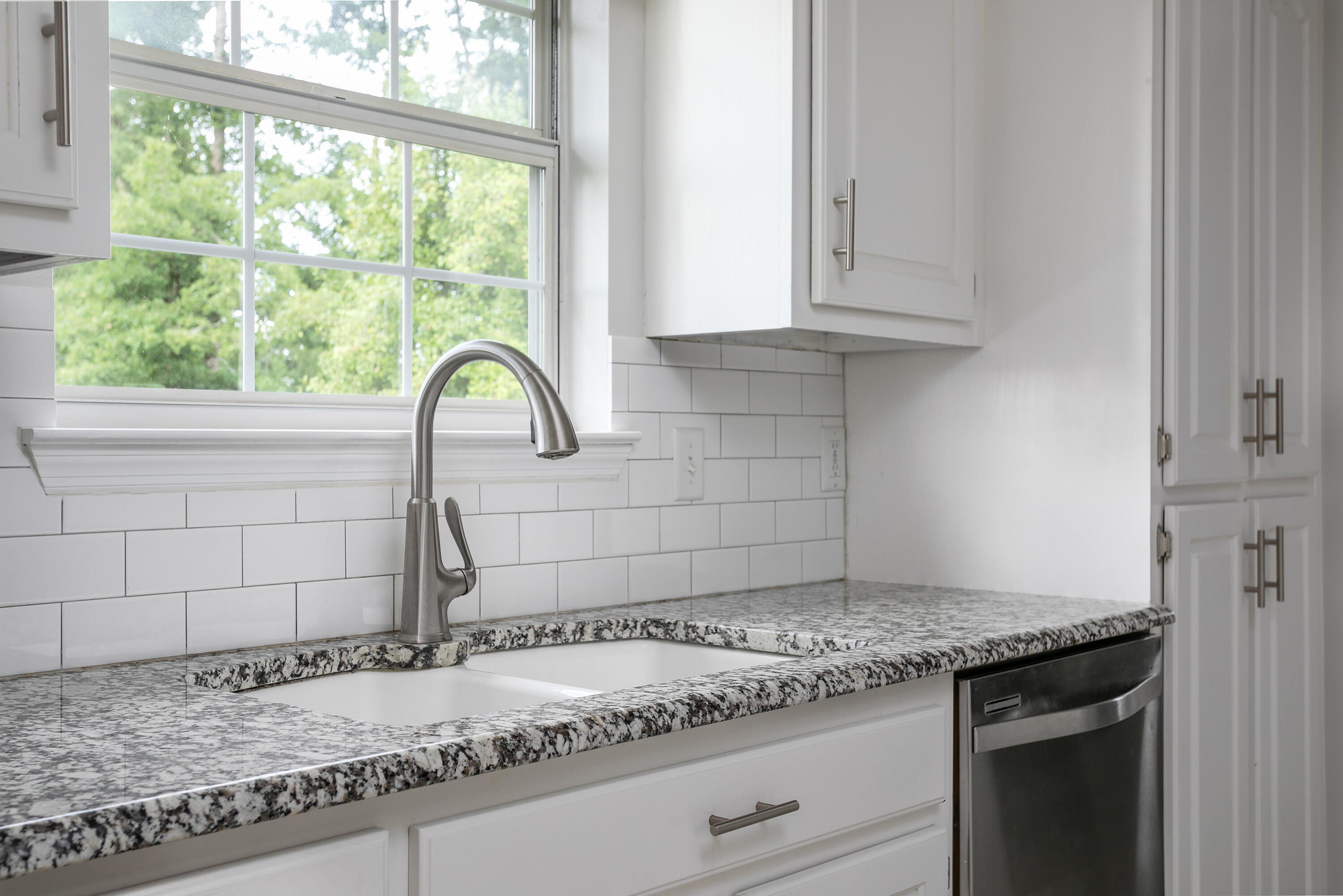 9307 Bill Reed Road Ooltewah, TN 37363 - Photo 11 of 21 9307 Bill Reed Rd_Kitchen 2