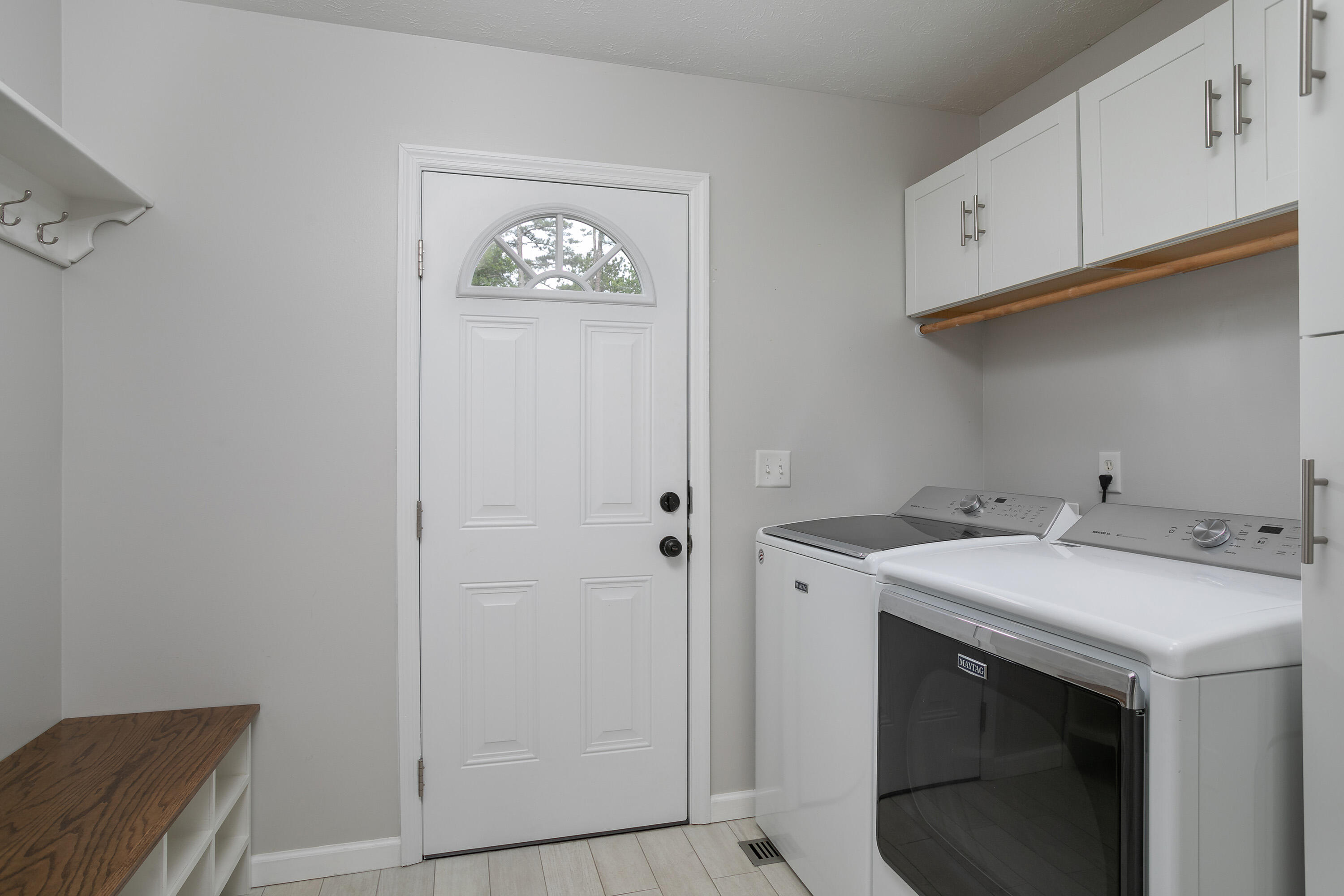 9307 Bill Reed Road Ooltewah, TN 37363 - Photo 12 of 21 9307 Bill Reed Rd_Laundry