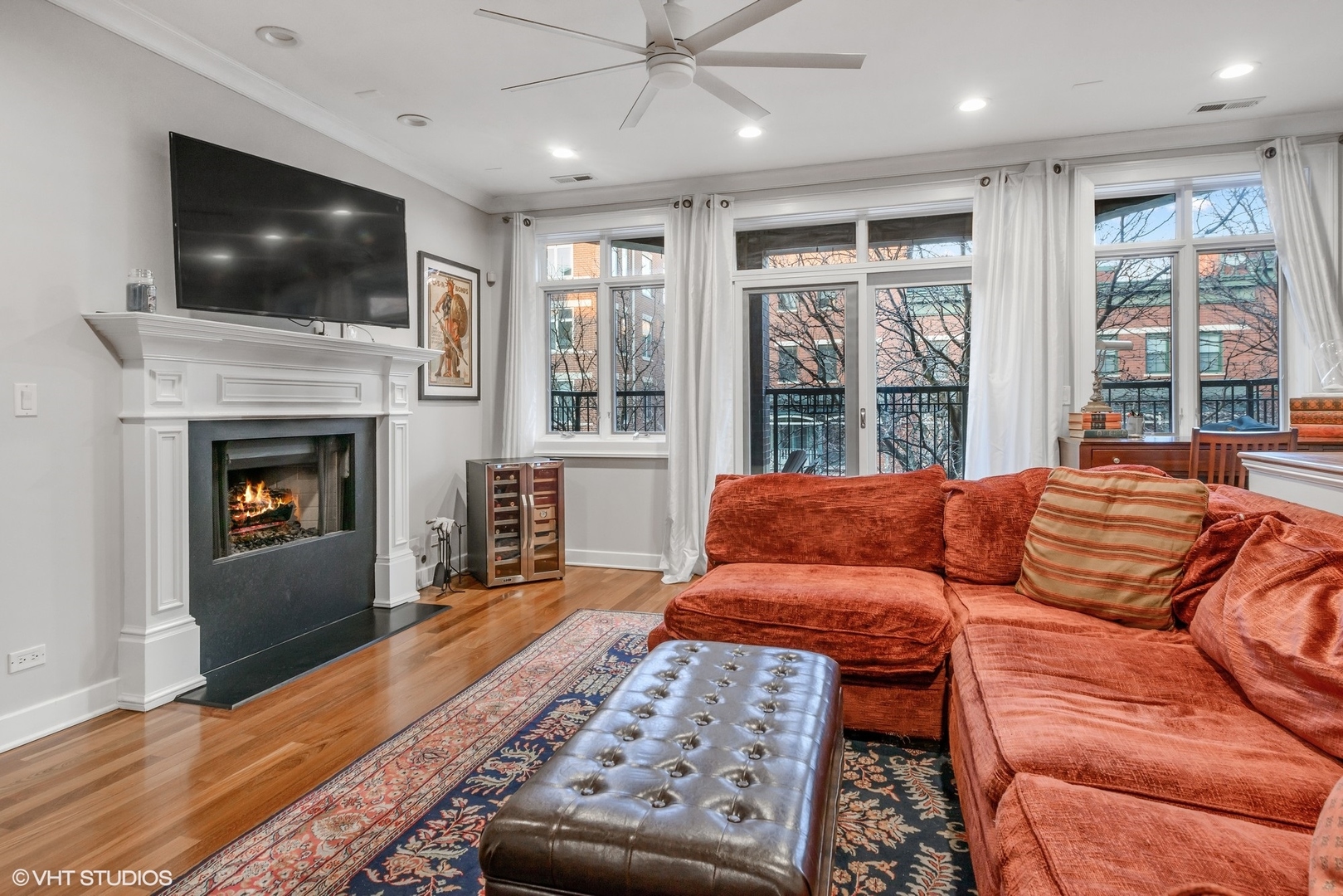 1035 West Monroe Street, Unit 2 Chicago, IL 60607 - Photo 3 of 14