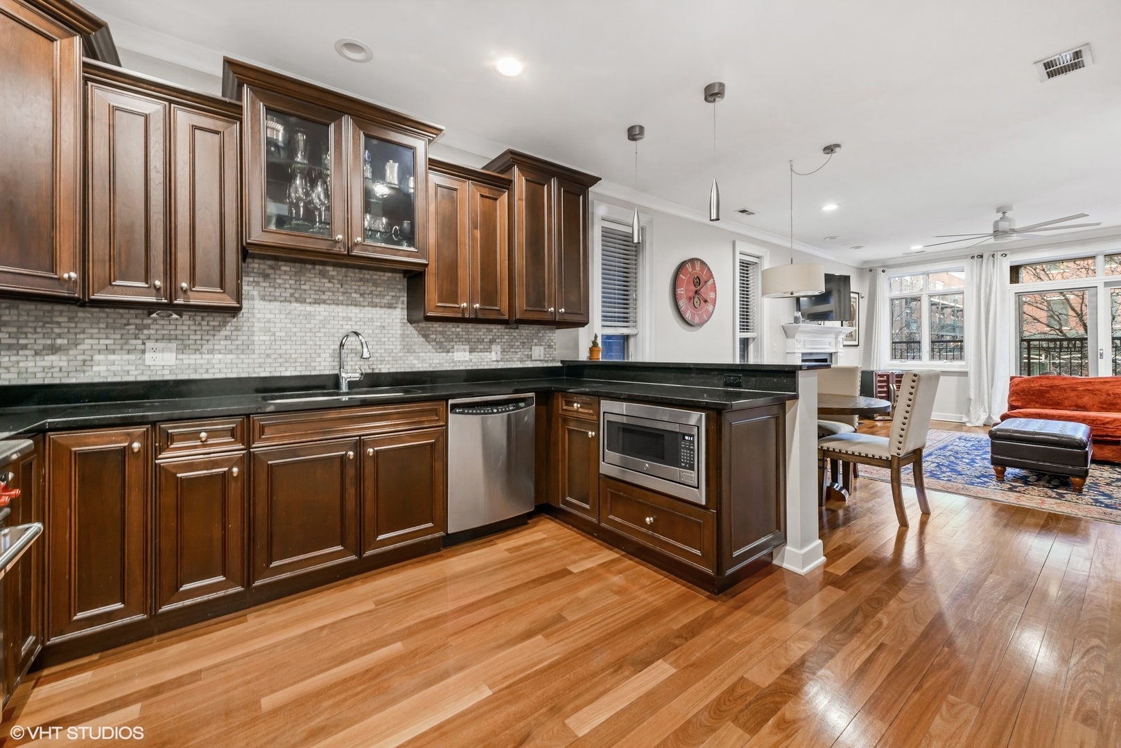 1035 West Monroe Street, Unit 2 Chicago, IL 60607 - Photo 5 of 14