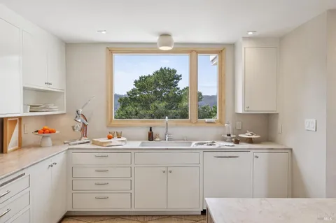 $2,995,000 | 180 Stanford Avenue, Mill Valley, CA 94941