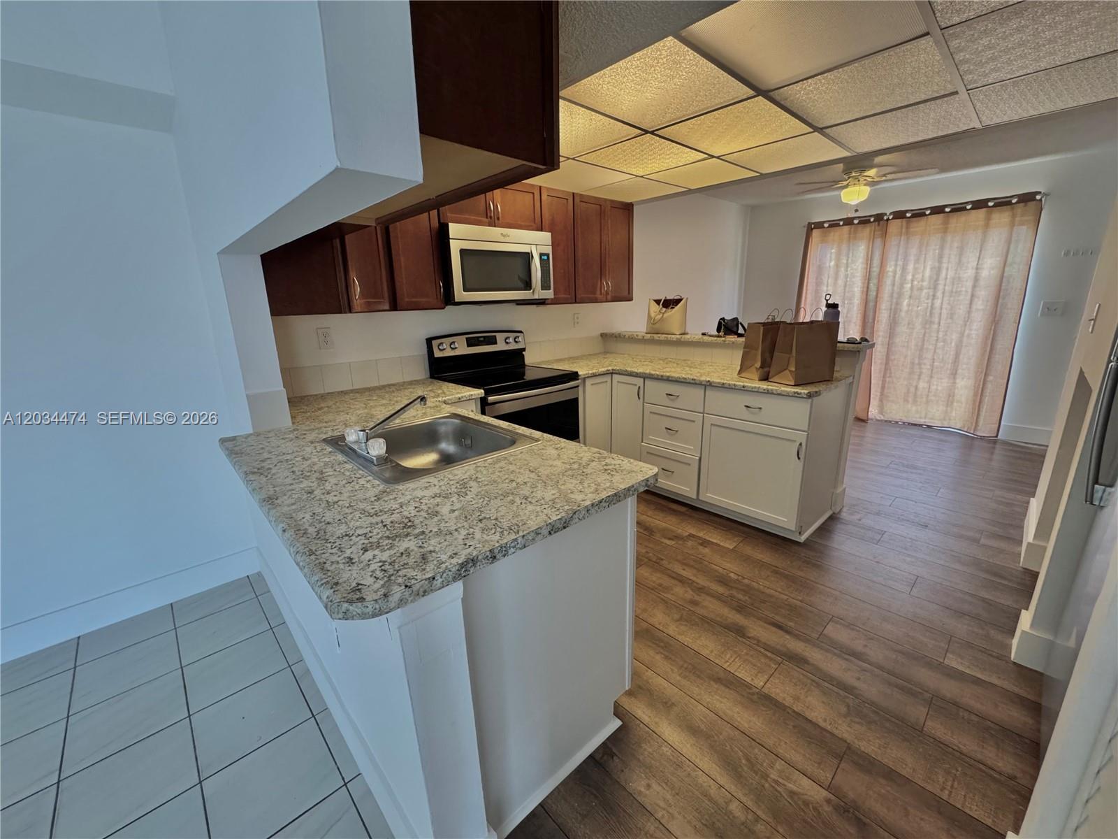 15460 Southwest 82nd Lane, Unit 404 Miami, FL 33193 - Photo 4 of 32