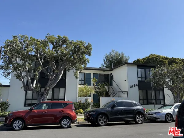 $2,995,000 | 3794 Rosewood Avenue, Los Angeles, CA 90066
