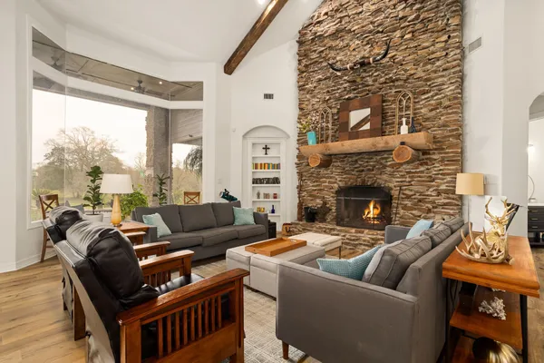 $2,597,000 | 10210 Stidham Road, Conroe, TX 77302