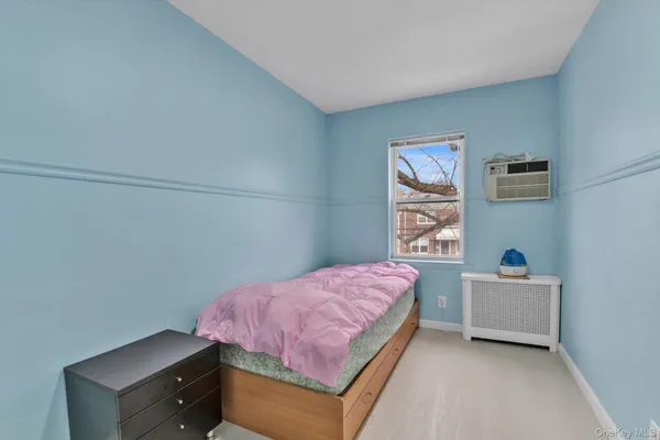 $938,000 | 7-20 160th Street | Beechhurst