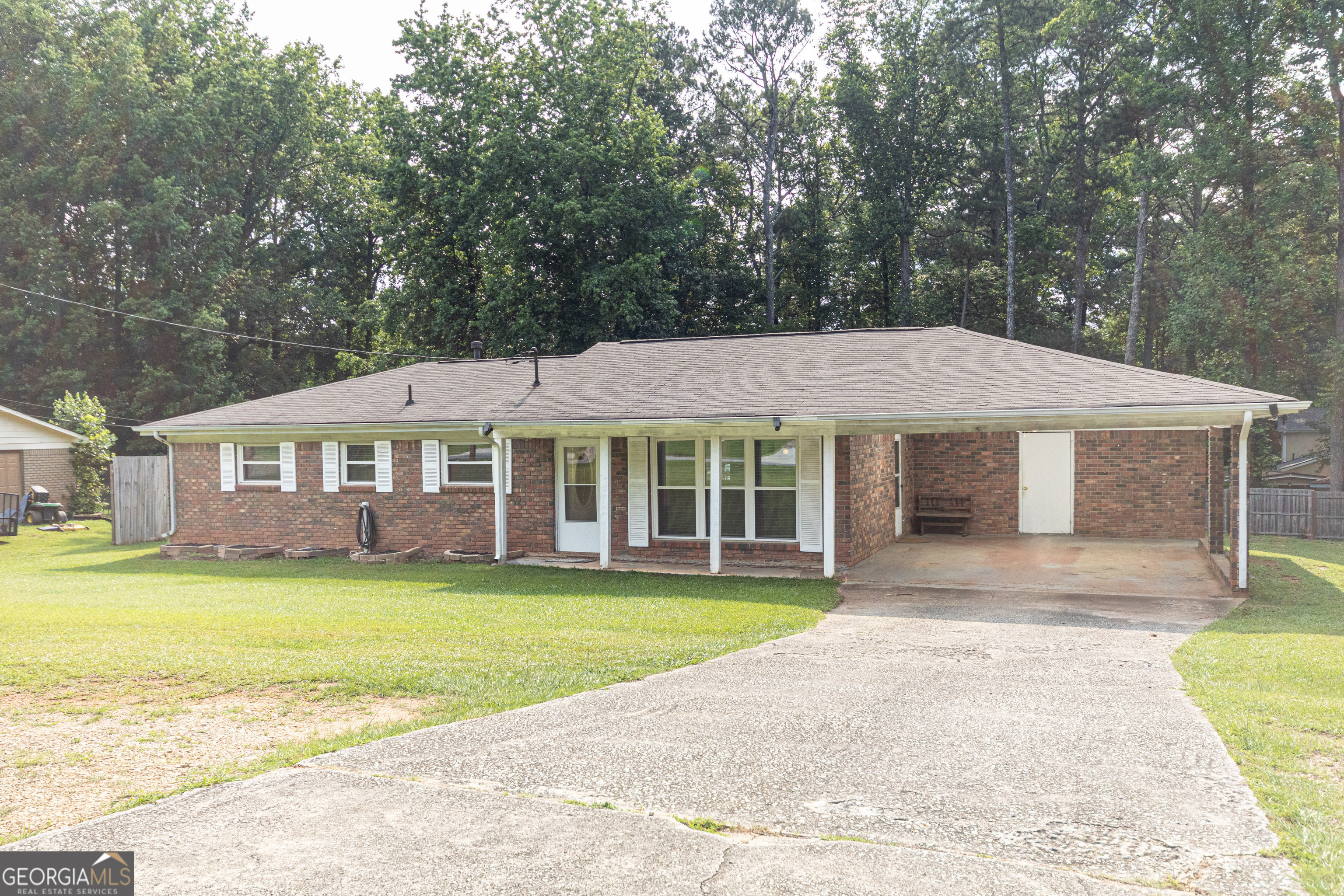 3829 Bright Star Road Douglasville, GA 30135 - Photo 2 of 18
