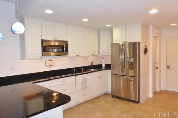 $3,400 | 2005 Costa Del Mar Road, Unit 624, Carlsbad, CA 92009