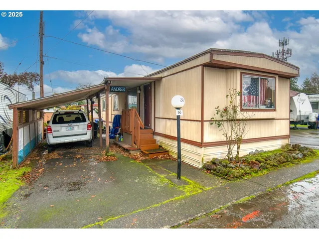 $30,000 | 13409 Southeast McLoughlin Boulevard, Unit 30, Milwaukie, OR 97222