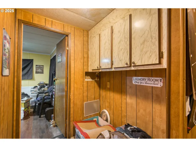 $30,000 | 13409 Southeast McLoughlin Boulevard, Unit 30, Milwaukie, OR 97222