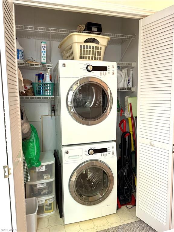 4680 Slash Pine Way West Estero, FL 33928 - Photo 11 of 20 a utility room with dryer and washer