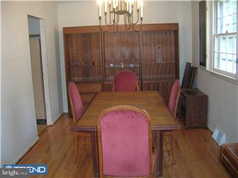 9724 Portis Road Philadelphia, PA 19115 - Photo 5 of 12